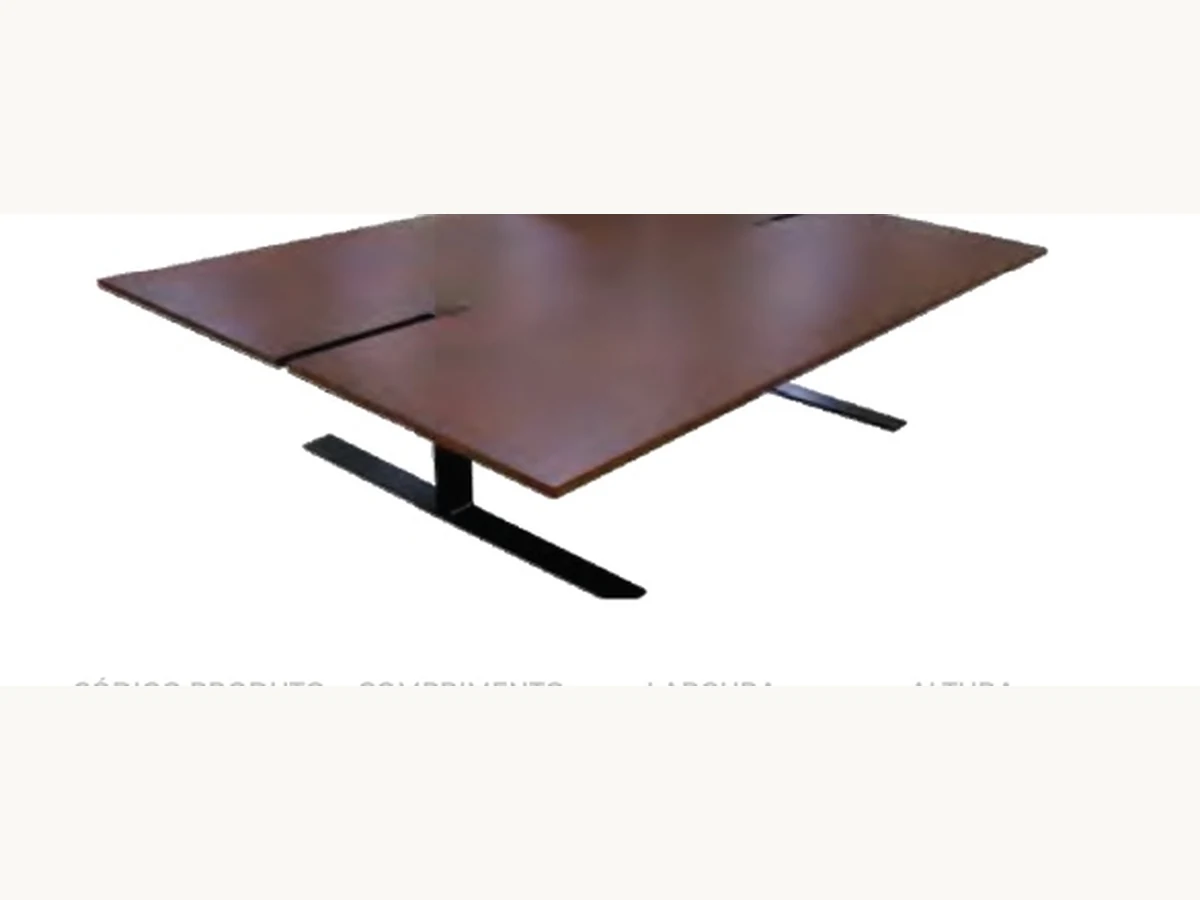 Mesa de centro Borgonha no catálogo Castor de móveis e estofados